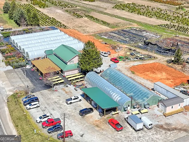 $2,500,000 | 4772 Highway 441, Rabun Gap, GA 30568