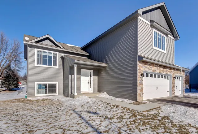 $415,000 | 200 9th Ave Court, Lonsdale, MN 55046