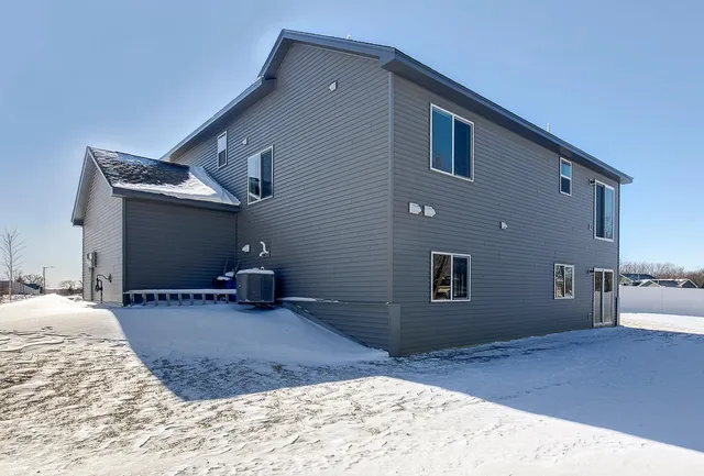 $415,000 | 200 9th Ave Court, Lonsdale, MN 55046