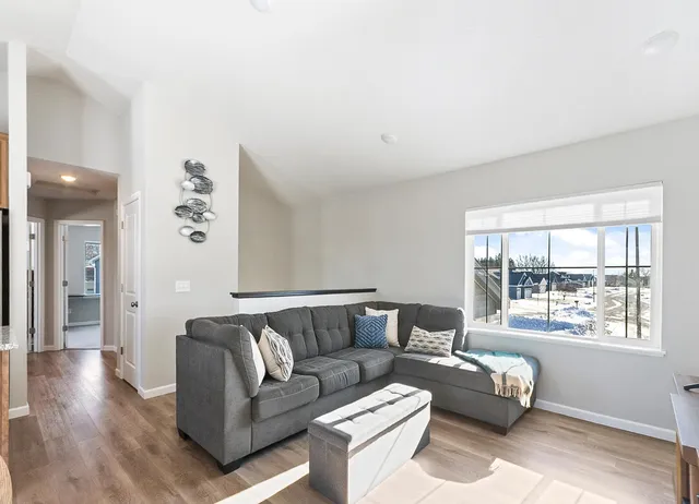 $415,000 | 200 9th Ave Court, Lonsdale, MN 55046