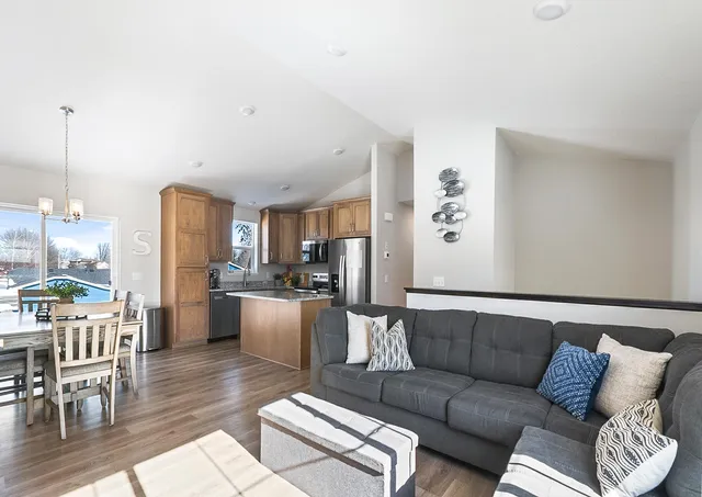 $415,000 | 200 9th Ave Court, Lonsdale, MN 55046