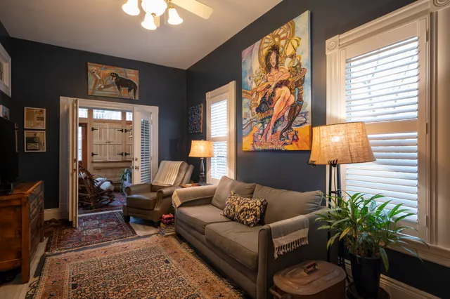 $1,200,000 | 1646 Harvard Street, Houston, TX 77008