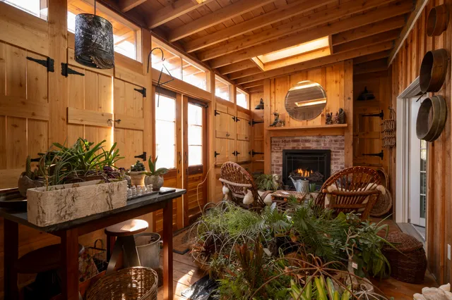 $1,200,000 | 1646 Harvard Street, Houston, TX 77008