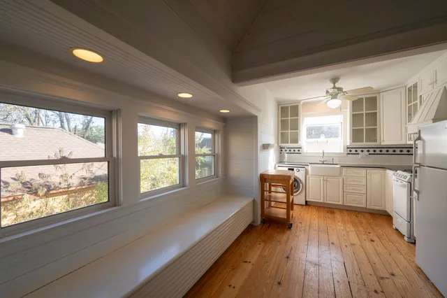 $1,200,000 | 1646 Harvard Street, Houston, TX 77008