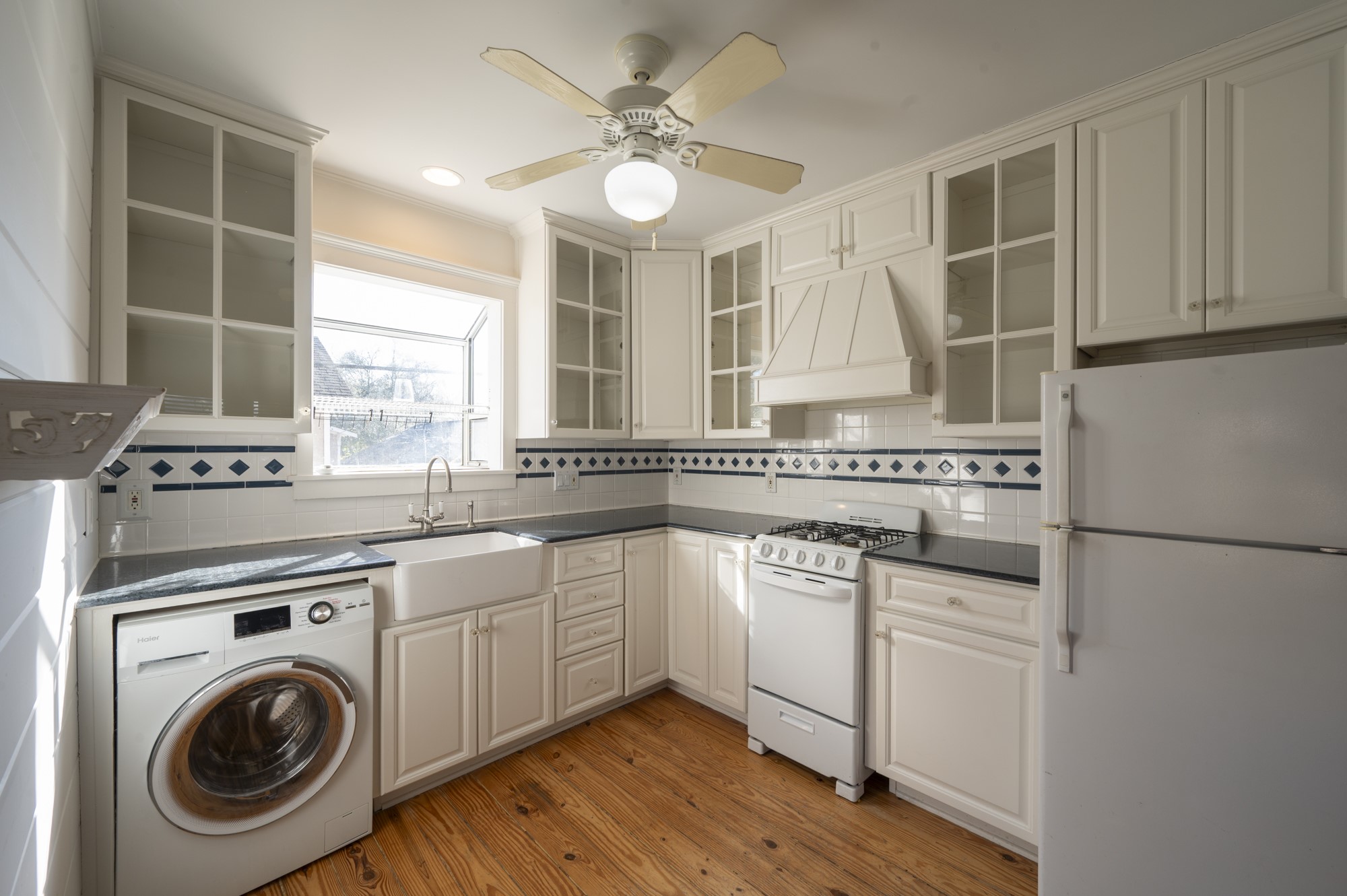 1646 Harvard Street Houston, TX 77008 - Photo 27 of 38