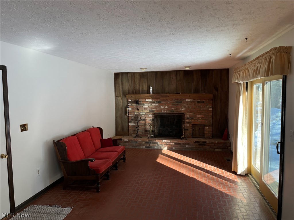 17103 Messenger Road Chagrin Falls, OH 44023 - Photo 6 of 17 Gallery Image 6