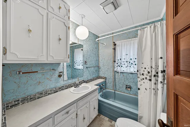 $599,000 | 17 EMS T42B Lane, Leesburg, IN 46538