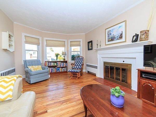 53 Glendale Road Marblehead, MA 01945 - Photo 4 of 26