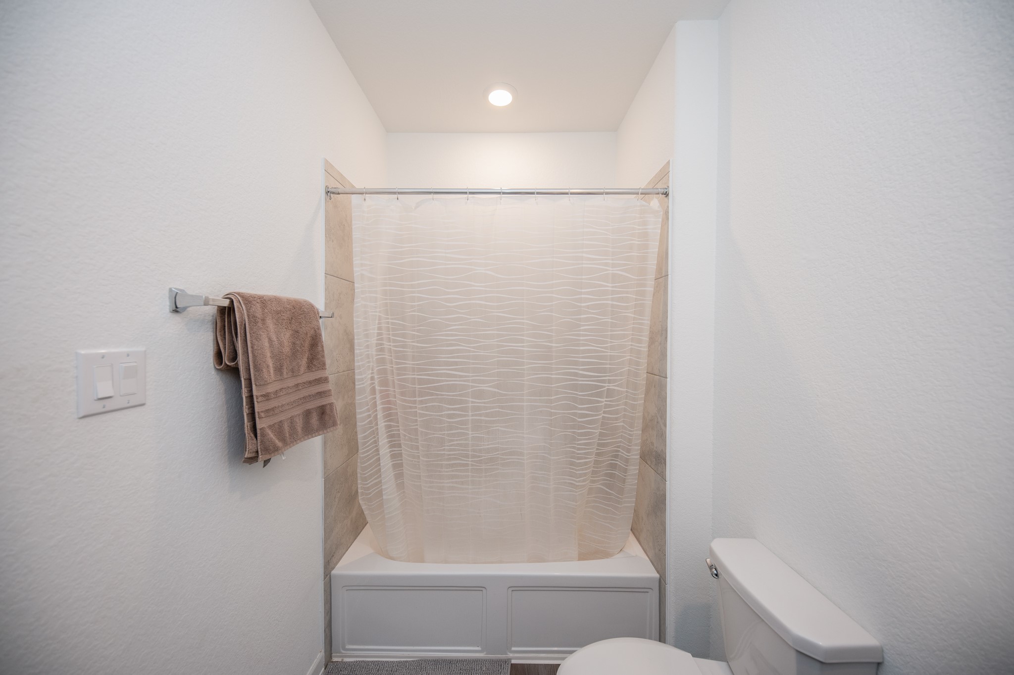 3634 Homestead Ridge Lane Richmond, TX 77406 - Photo 26 of 32 a bathroom with a shower