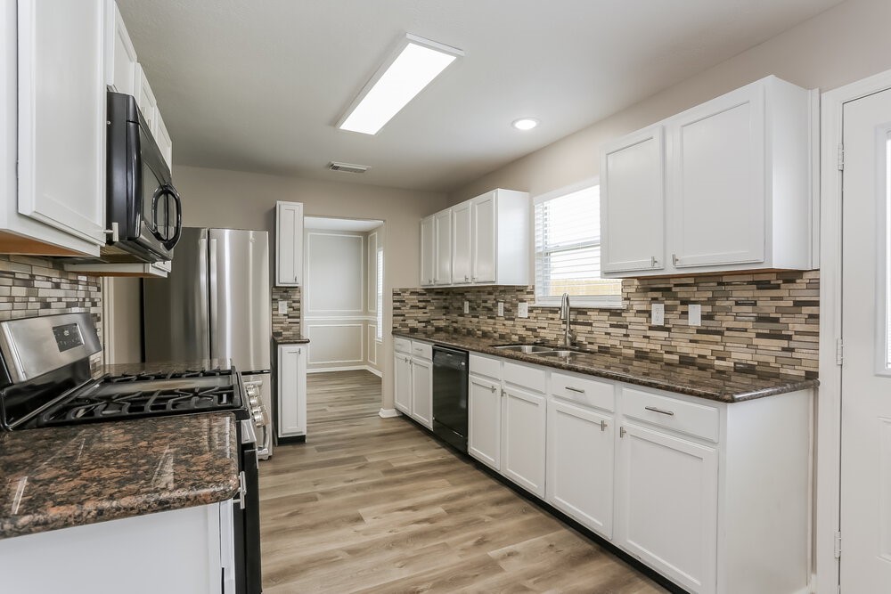 2431 Fox River Lane Spring, TX 77386 - Photo 8 of 17