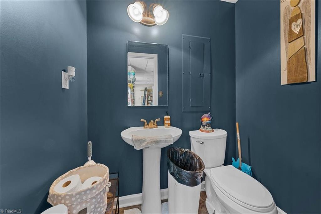 925 Tamworth Road Asheboro, NC 27203 - Photo 23 of 29