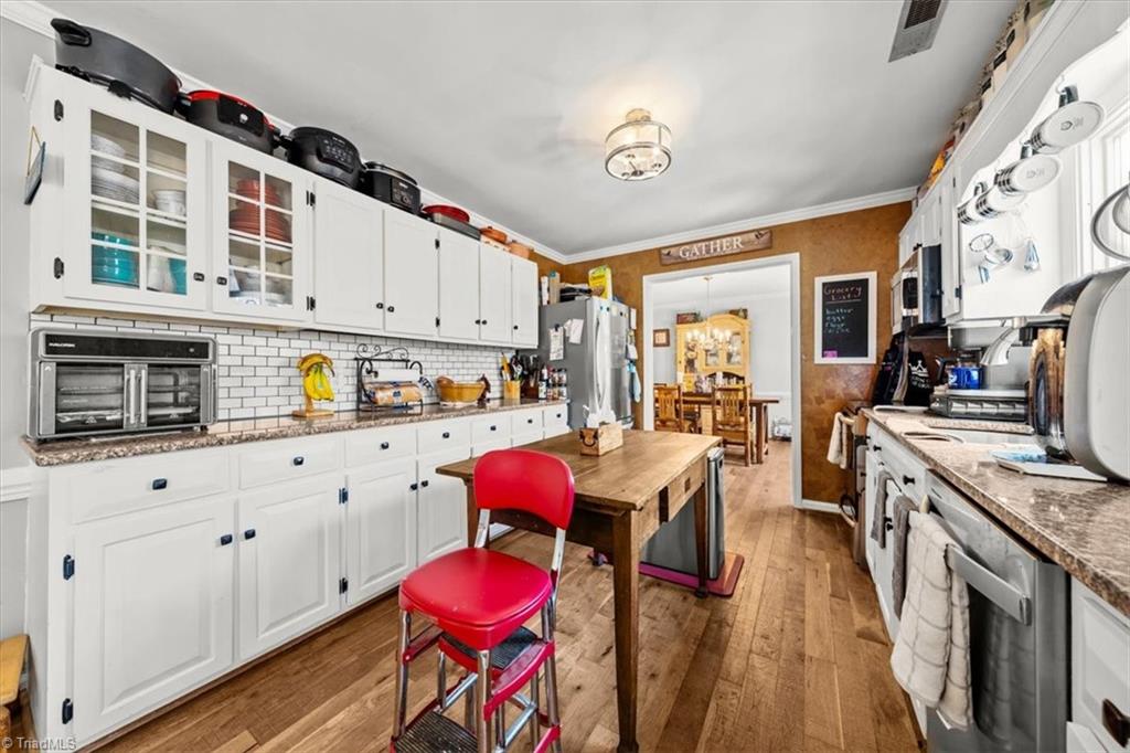 925 Tamworth Road Asheboro, NC 27203 - Photo 10 of 29