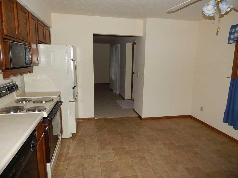 1130 Armsgate Road, Unit 174 Springfield, OH 45503 - Photo 5 of 25