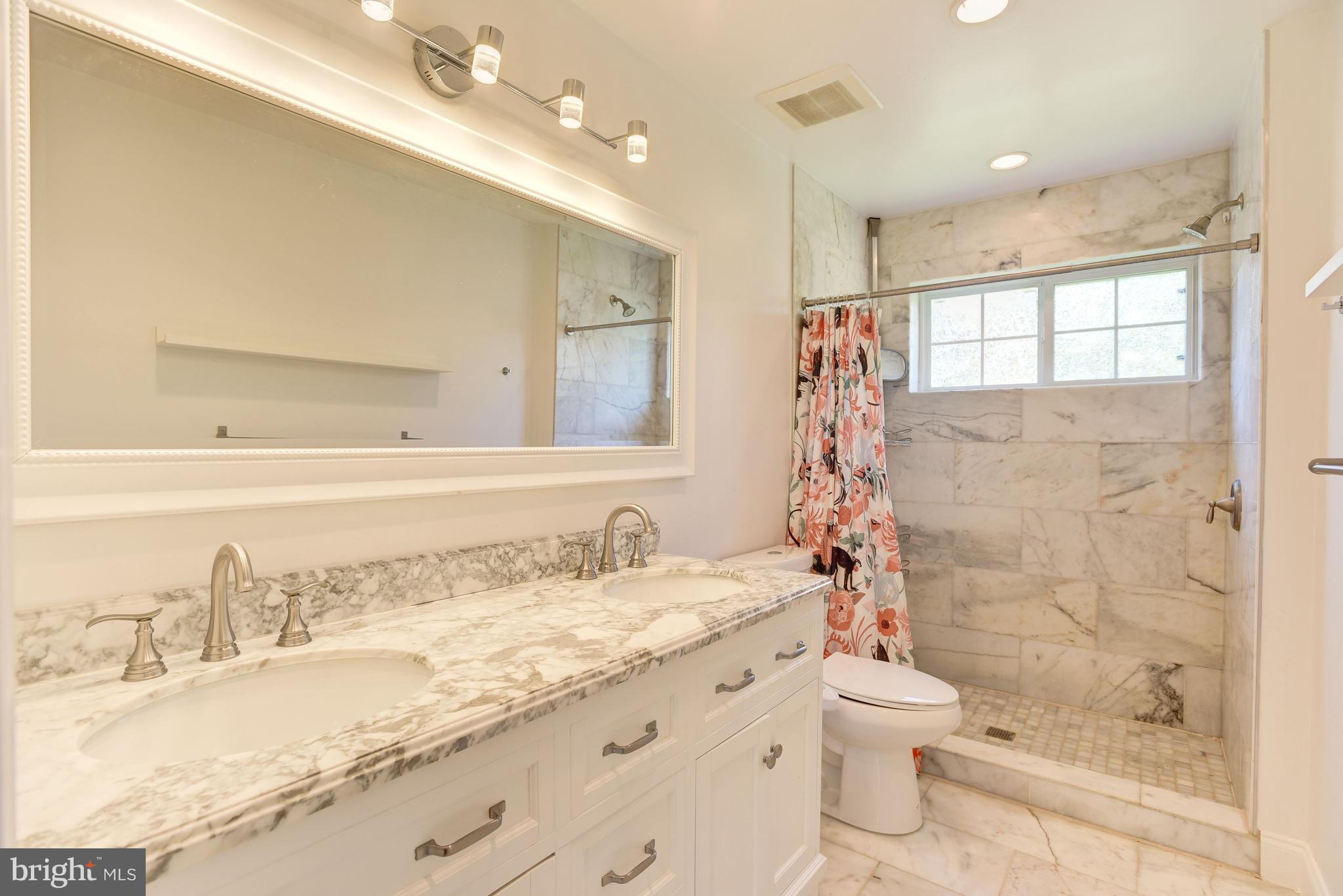 12330 Scaggsville Road Fulton, MD 20759 - Photo 23 of 43 Primary Bathroom