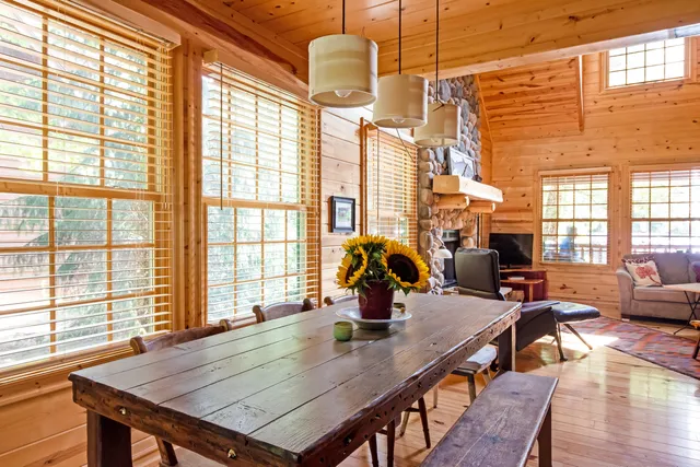 $750,000 | 3569 Kingfisher Cove Drive, Saugatuck, MI 49453