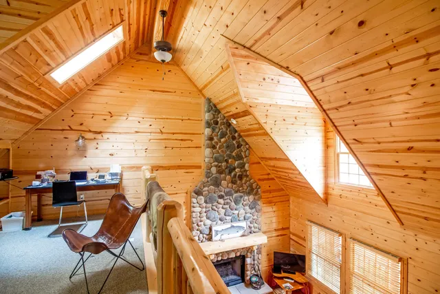 $750,000 | 3569 Kingfisher Cove Drive, Saugatuck, MI 49453