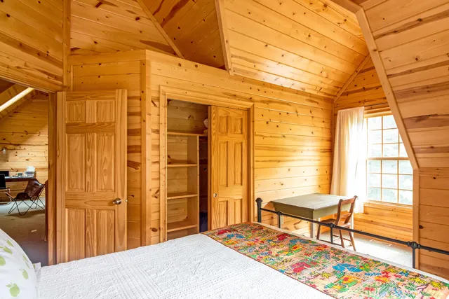 $750,000 | 3569 Kingfisher Cove Drive, Saugatuck, MI 49453