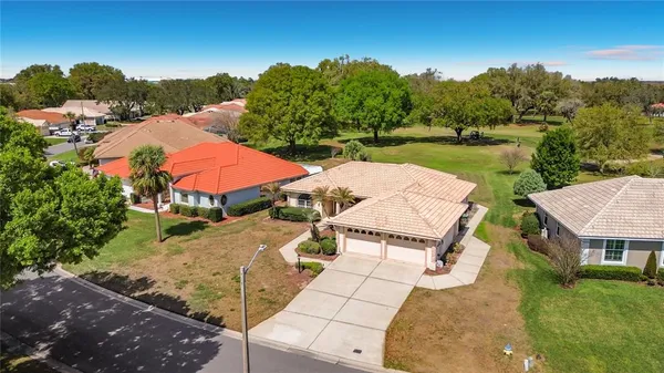 $325,000 | 221 Golf Aire Boulevard, Winter Haven, FL 33884