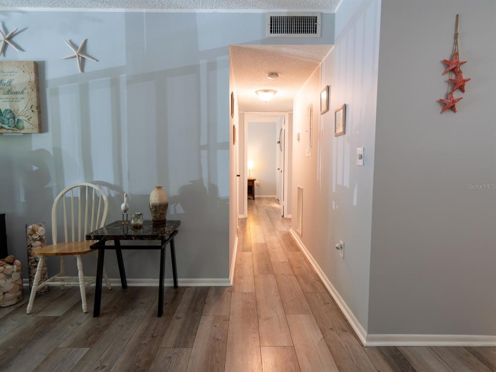3255 South Beneva Road, Unit 201 Sarasota, FL 34232 - Photo 7 of 24 Gallery Image 7