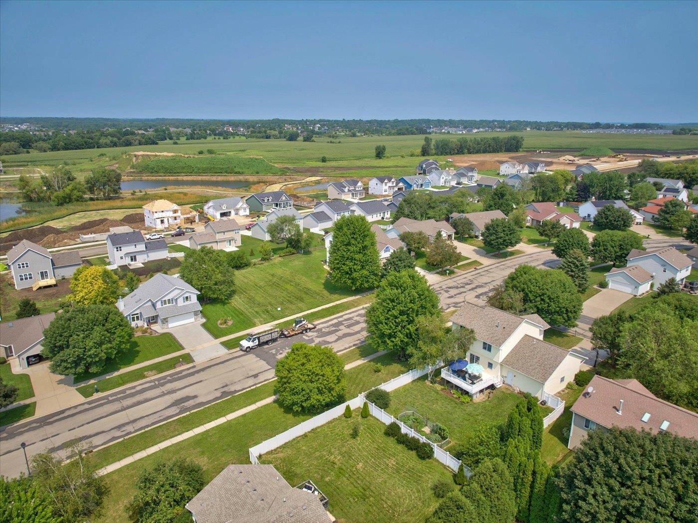1398 Overlook Pass Sun Prairie, WI 53590 - Photo 5 of 50 Gallery Image 5