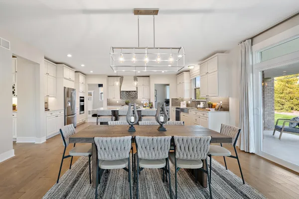 $1,091,145 | 7 Elodea Lane, Ann Arbor, MI 48103