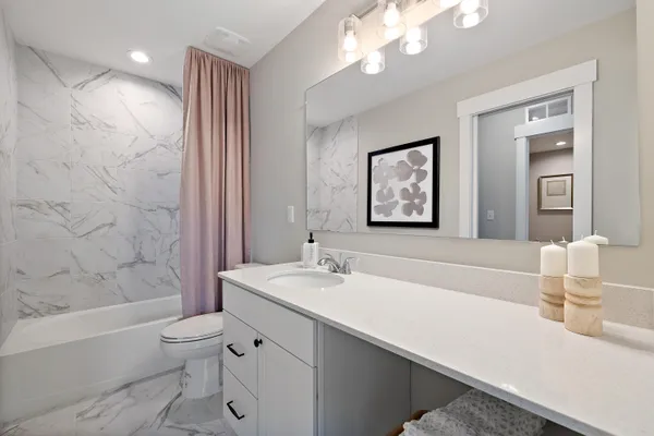 $1,091,145 | 7 Elodea Lane, Ann Arbor, MI 48103