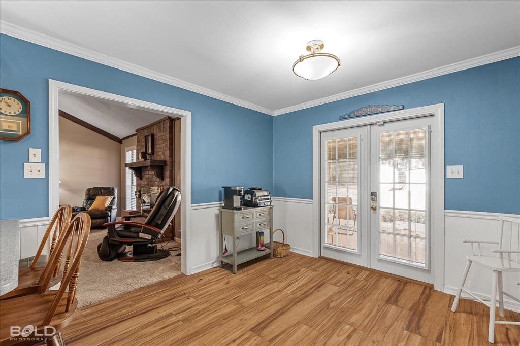 8543 Sac Fox Road Shreveport, LA 71107 - Photo 21 of 35 a view of a room with gym equipment
