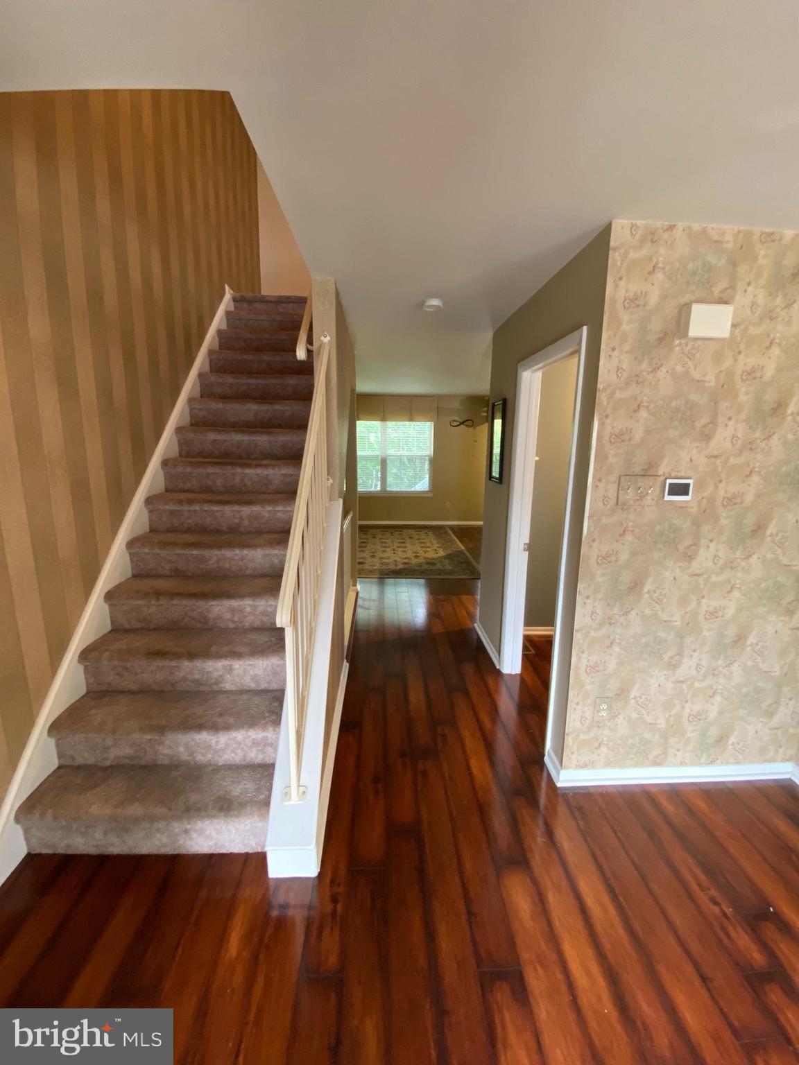 77 Forest Court Mantua, NJ 08051 - Photo 2 of 24