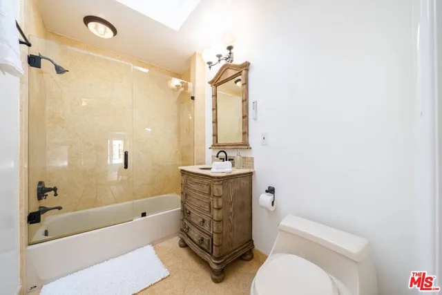 $18,500 | 11331 Isleta Street, Los Angeles, CA 90049