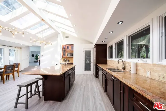 $18,500 | 11331 Isleta Street, Los Angeles, CA 90049