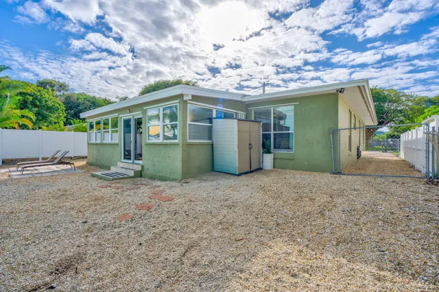 $864,000 | 304 2nd Terrace, Key Largo, FL 33037