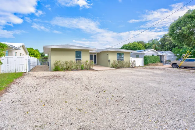 $864,000 | 304 2nd Terrace, Key Largo, FL 33037