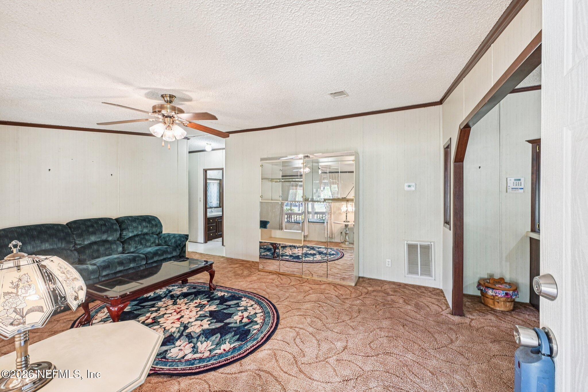 128 Sesame Street Middleburg, FL 32068 - Photo 20 of 66 Living Room
