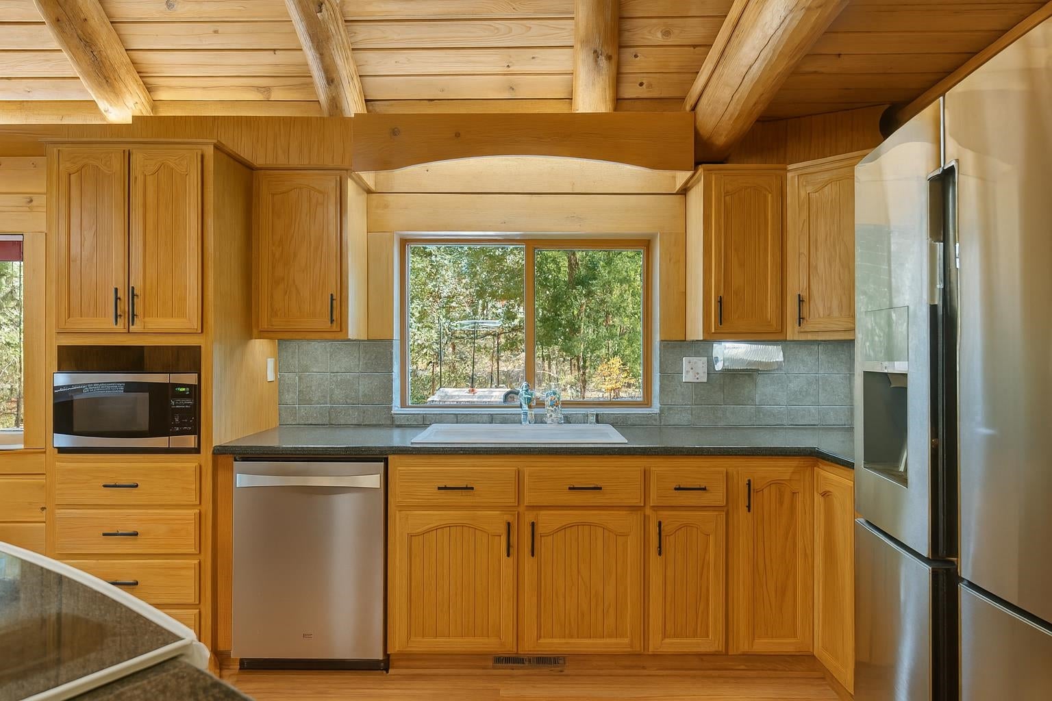 11601 Klamath River Road Yreka, CA 96097 - Photo 14 of 34 Gallery Image 14