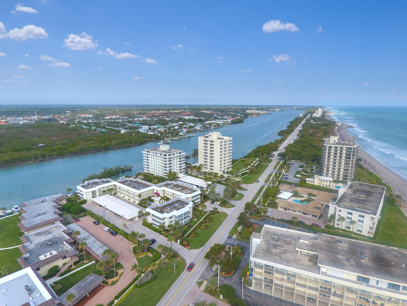 325 South Beach Road, Unit 101 Tequesta, FL 33469 - Photo 24 of 26 Island House West