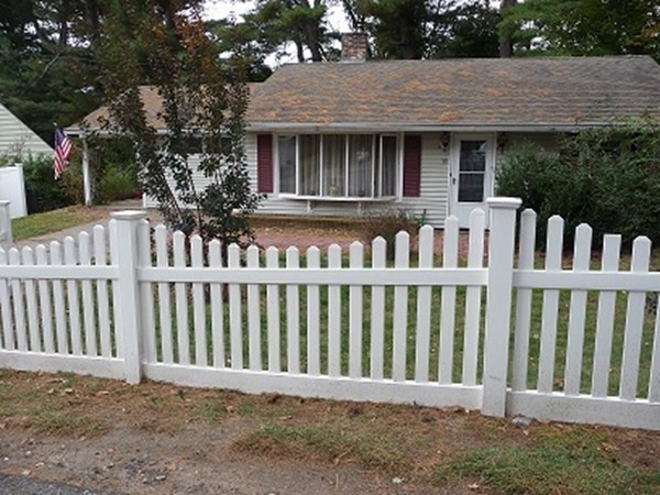 16 Hadley Road Methuen, MA 01844 - Photo 2 of 17 Gallery Image 2