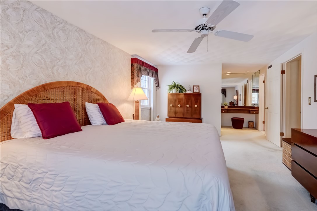 16 Latium Drive Perinton, NY 14534 - Photo 22 of 37 Primary Suite