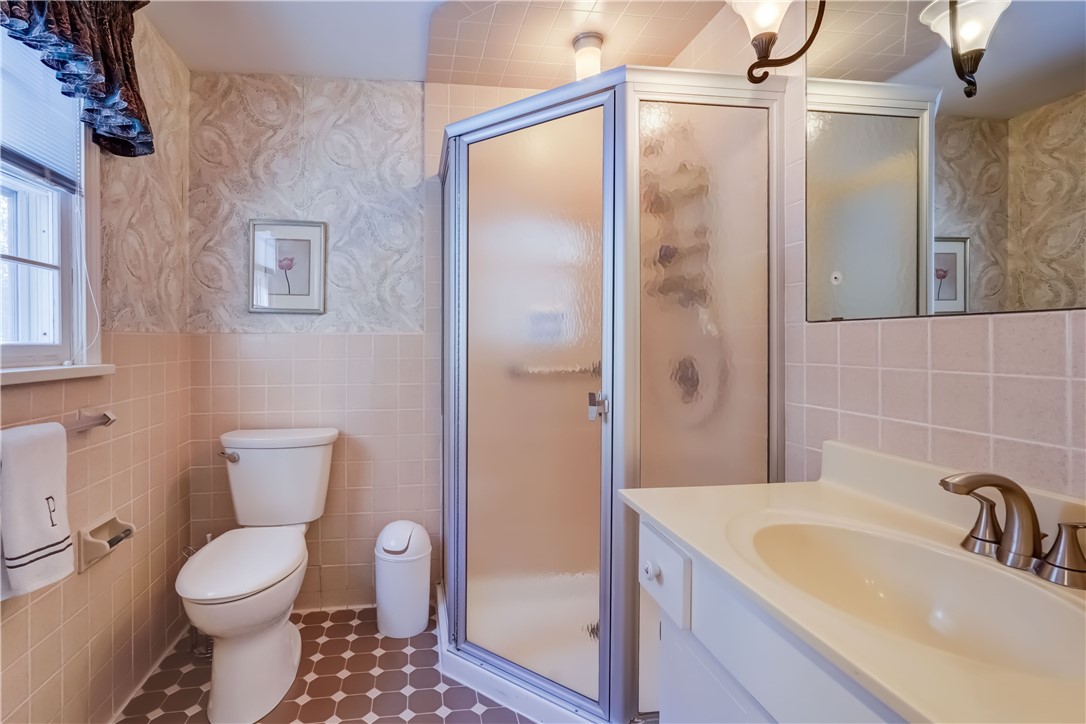 16 Latium Drive Perinton, NY 14534 - Photo 24 of 37 Primary Suite