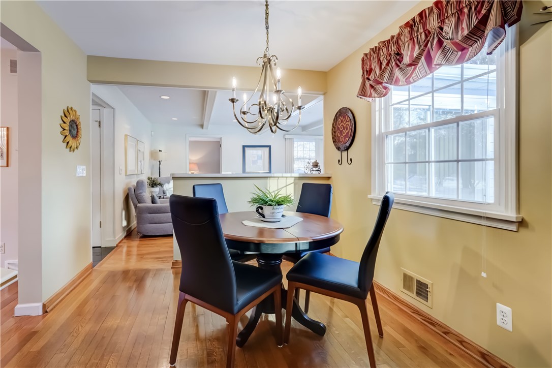 16 Latium Drive Perinton, NY 14534 - Photo 7 of 37 Kitchen