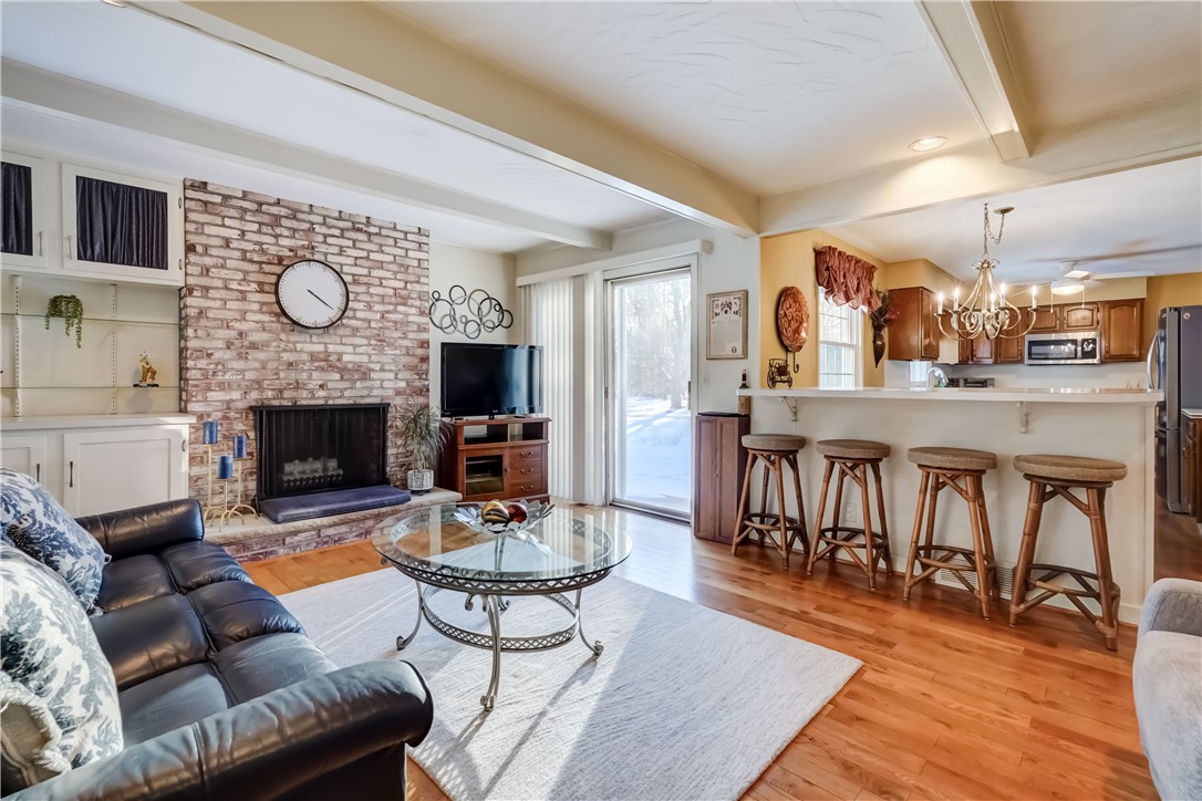 16 Latium Drive Perinton, NY 14534 - Photo 10 of 37 Family Room