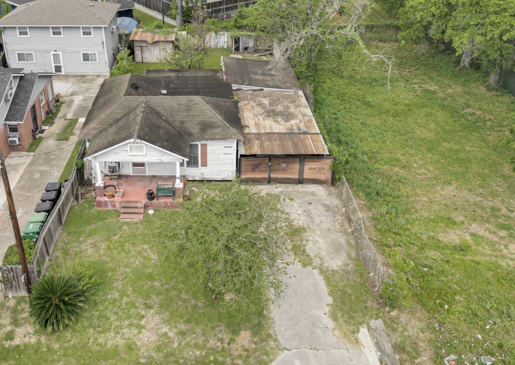 209 Frawley Street Houston, TX 77009 - Photo 5 of 21 an aerial view of a house with a yard