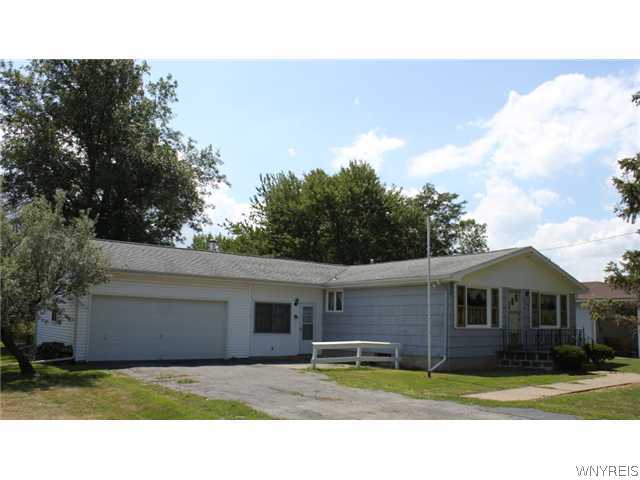 1866 Webb Road Grand Island, NY 14072 - Photo 1 of 1 Exterior Front