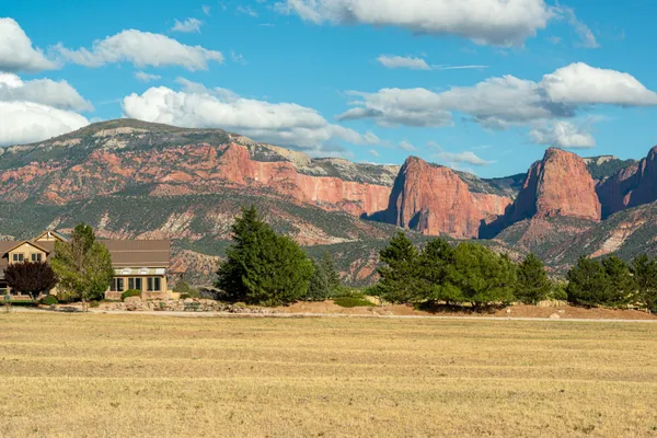 $2,850,000 | 1109 East 400 South, New Harmony, UT 84757