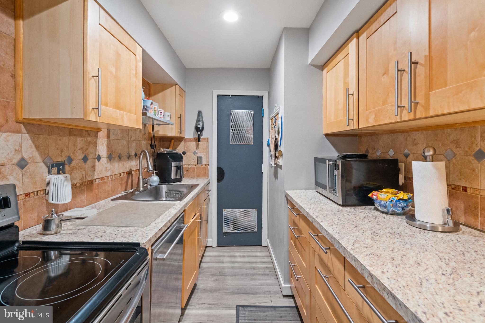 8360 B Dunham Court, Unit 630 Springfield, VA 22152 - Photo 14 of 35