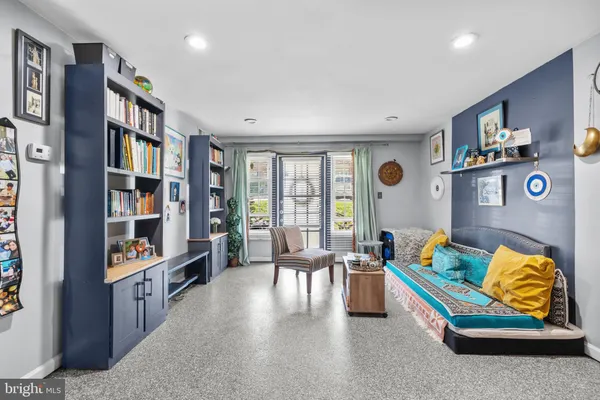 $315,000 | 8360 B Dunham Court, Unit 630, Springfield, VA 22152