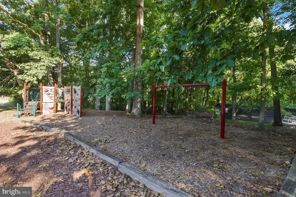 $315,000 | 8360 B Dunham Court, Unit 630, Springfield, VA 22152