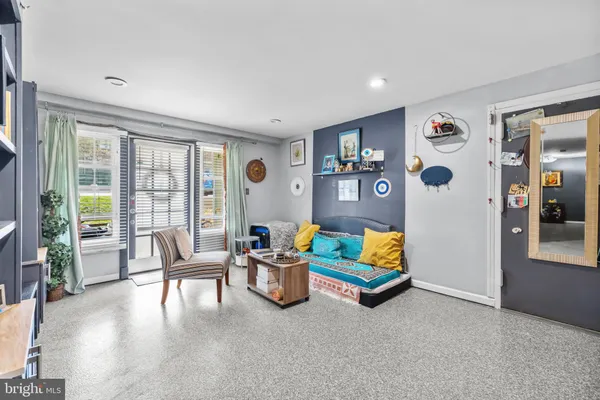 $315,000 | 8360 B Dunham Court, Unit 630, Springfield, VA 22152