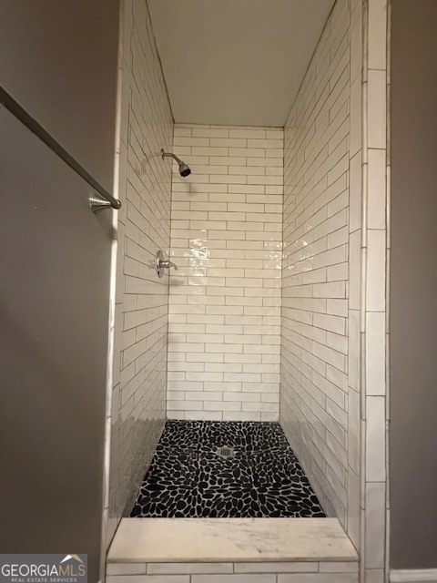 886 Patterns Drive Mableton, GA 30126 - Photo 19 of 29 a bathroom with a glass shower