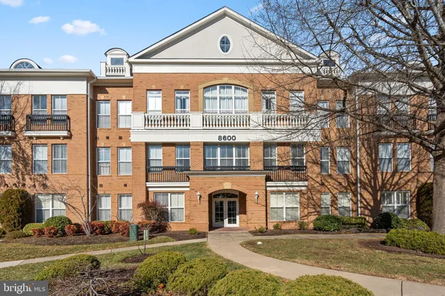 $290,000 | 8600 Liberty Trail, Unit 102, Manassas, VA 20110