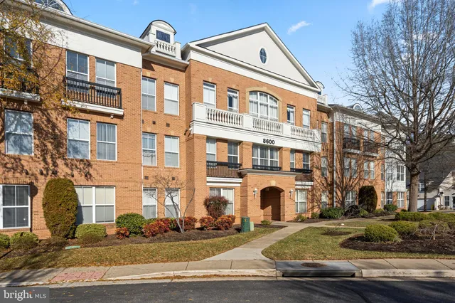 $290,000 | 8600 Liberty Trail, Unit 102, Manassas, VA 20110